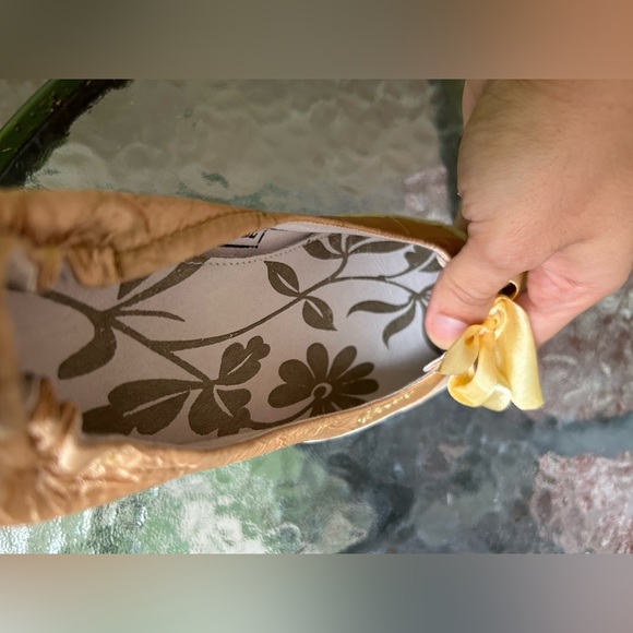 Replay | NWOT yellow suede with lace ballerina flats | size 6 - Picture 8 of 11